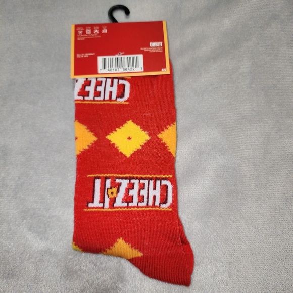Cheez Its Crazy Crackers Mens socks Size 6-12 crazy crew unisex new women fun+ - Picture 9 of 11
